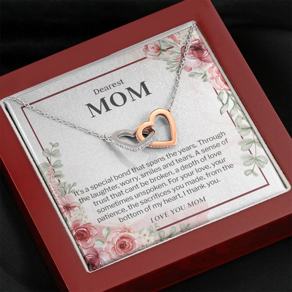 Mom Special Bond. Interlocking Heart Necklace
